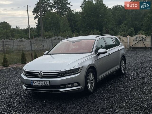 Серый Фольксваген Пассат, объемом двигателя 2 л и пробегом 270 тыс. км за 13075 $, фото 1 на Automoto.ua