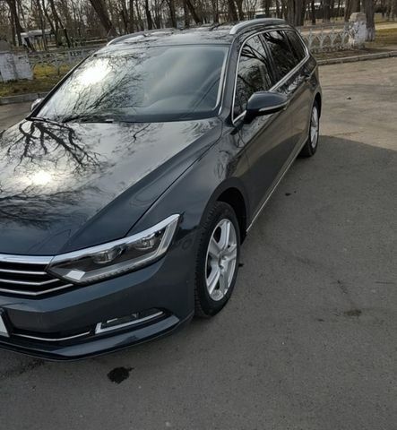Серый Фольксваген Пассат, объемом двигателя 1.97 л и пробегом 258 тыс. км за 15000 $, фото 1 на Automoto.ua