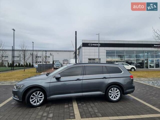 Серый Фольксваген Пассат, объемом двигателя 2 л и пробегом 267 тыс. км за 12500 $, фото 1 на Automoto.ua