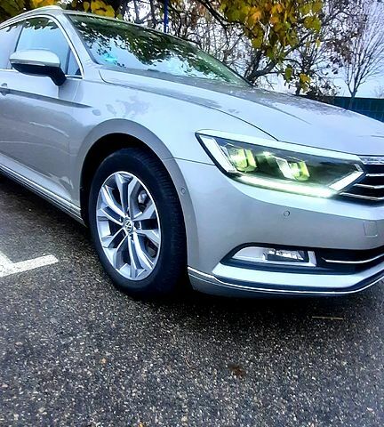 Серый Фольксваген Пассат, объемом двигателя 2 л и пробегом 223 тыс. км за 19500 $, фото 1 на Automoto.ua