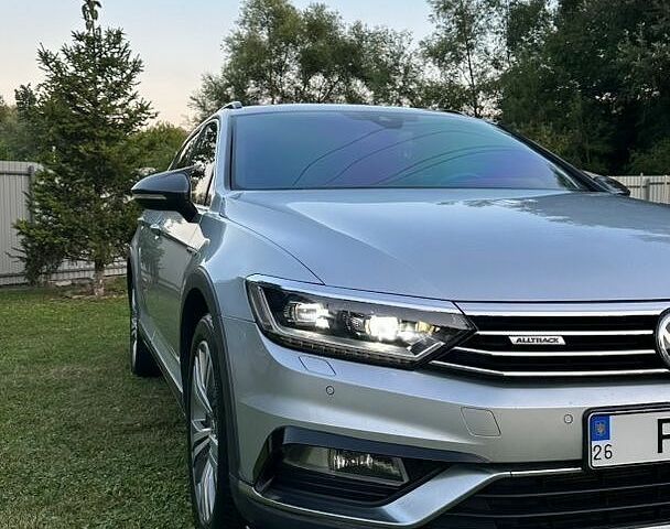 Сірий Фольксваген Пассат, об'ємом двигуна 1.98 л та пробігом 300 тис. км за 19300 $, фото 1 на Automoto.ua