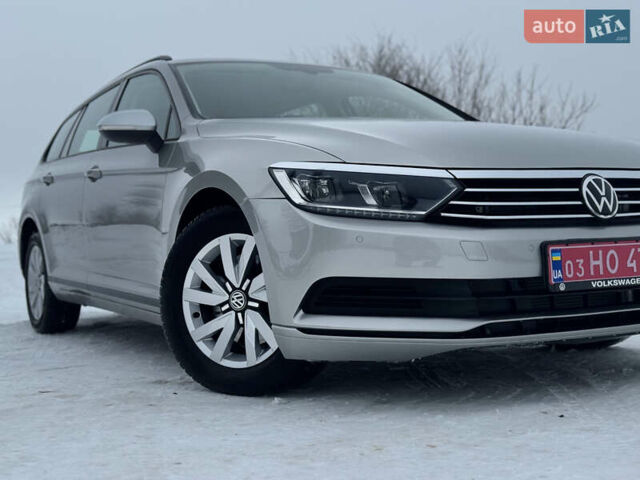 Серый Фольксваген Пассат, объемом двигателя 2 л и пробегом 182 тыс. км за 13900 $, фото 1 на Automoto.ua