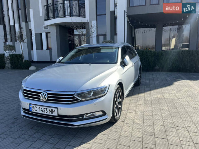 Сірий Фольксваген Пассат, об'ємом двигуна 2 л та пробігом 256 тис. км за 17450 $, фото 1 на Automoto.ua
