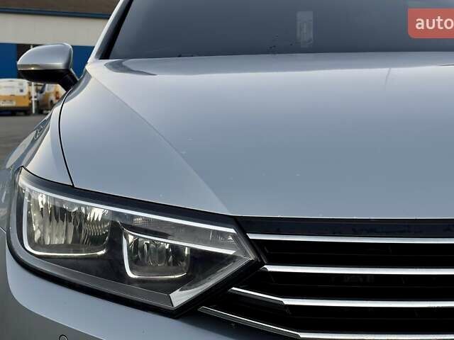 Сірий Фольксваген Пассат, об'ємом двигуна 0 л та пробігом 399 тис. км за 13500 $, фото 1 на Automoto.ua