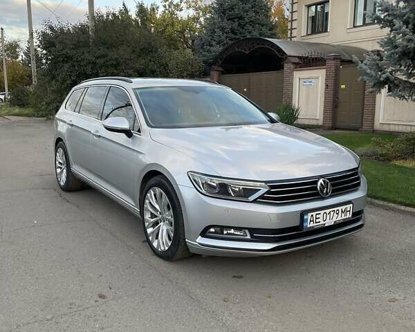 Серый Фольксваген Пассат, объемом двигателя 1.97 л и пробегом 271 тыс. км за 16000 $, фото 1 на Automoto.ua