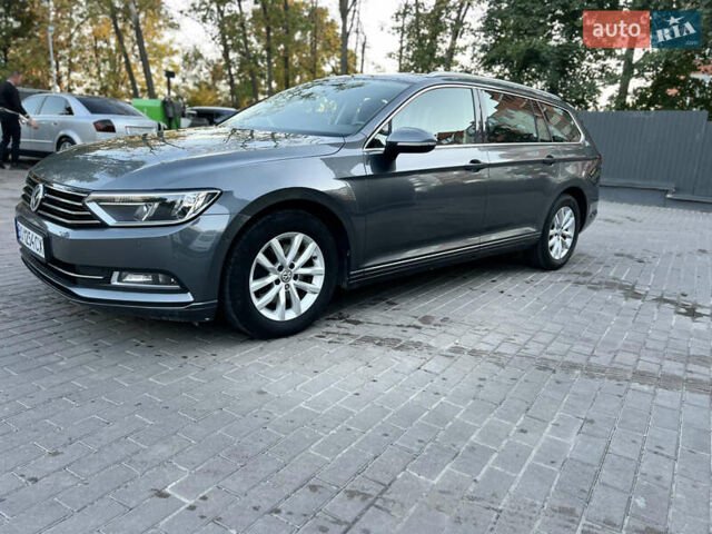 Серый Фольксваген Пассат, объемом двигателя 1.97 л и пробегом 226 тыс. км за 15850 $, фото 1 на Automoto.ua