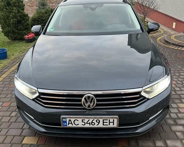 Серый Фольксваген Пассат, объемом двигателя 1.97 л и пробегом 261 тыс. км за 14850 $, фото 1 на Automoto.ua