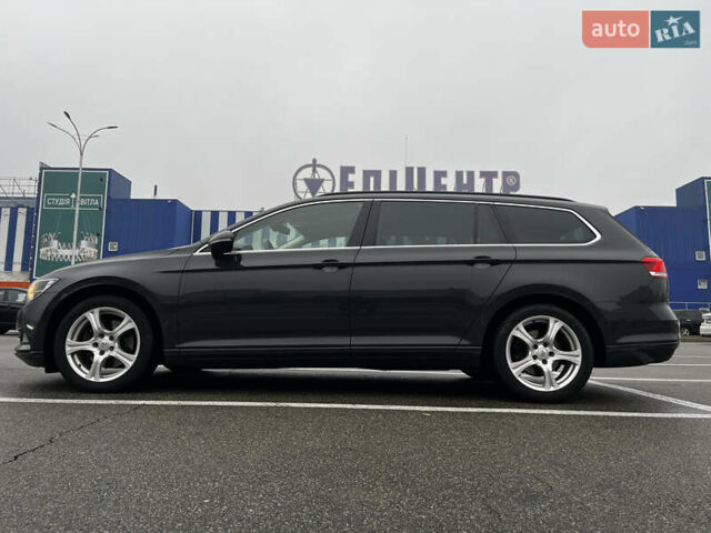 Серый Фольксваген Пассат, объемом двигателя 1.97 л и пробегом 219 тыс. км за 15700 $, фото 1 на Automoto.ua