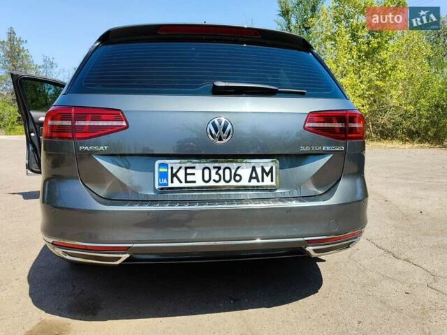 Сірий Фольксваген Пассат, об'ємом двигуна 2 л та пробігом 204 тис. км за 16200 $, фото 1 на Automoto.ua