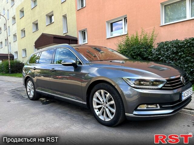 Серый Фольксваген Пассат, объемом двигателя 2 л и пробегом 217 тыс. км за 18200 $, фото 1 на Automoto.ua
