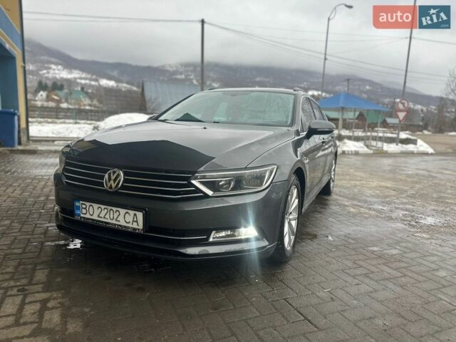 Серый Фольксваген Пассат, объемом двигателя 2 л и пробегом 290 тыс. км за 13500 $, фото 1 на Automoto.ua