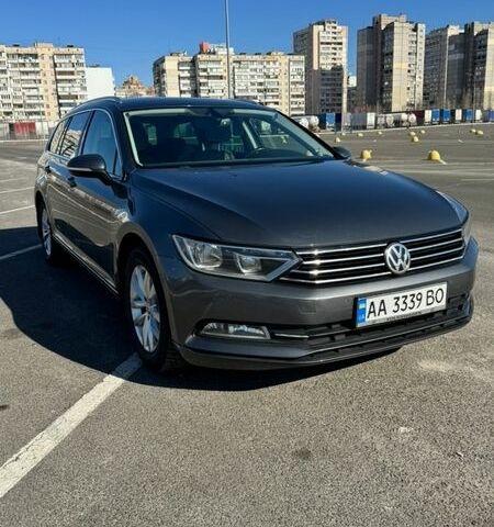 Серый Фольксваген Пассат, объемом двигателя 1.6 л и пробегом 210 тыс. км за 13800 $, фото 1 на Automoto.ua