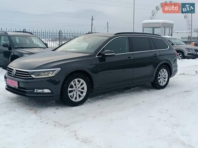 Серый Фольксваген Пассат, объемом двигателя 1.97 л и пробегом 282 тыс. км за 16800 $, фото 1 на Automoto.ua