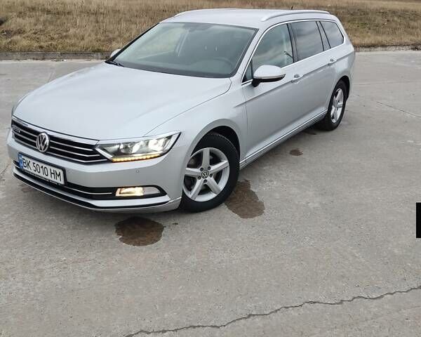 Сірий Фольксваген Пассат, об'ємом двигуна 2 л та пробігом 126 тис. км за 22000 $, фото 1 на Automoto.ua