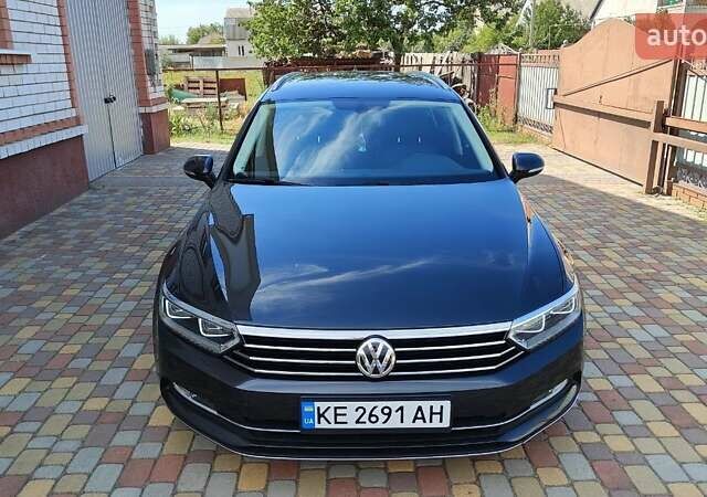 Сірий Фольксваген Пассат, об'ємом двигуна 1.9 л та пробігом 176 тис. км за 19900 $, фото 1 на Automoto.ua