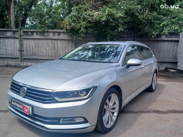 Сірий Фольксваген Пассат, об'ємом двигуна 2 л та пробігом 285 тис. км за 17990 $, фото 1 на Automoto.ua