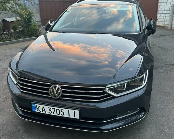 Сірий Фольксваген Пассат, об'ємом двигуна 1.97 л та пробігом 225 тис. км за 17300 $, фото 1 на Automoto.ua