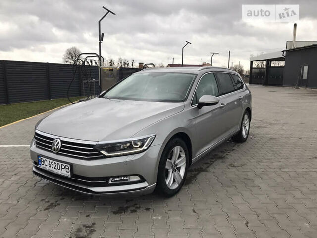 Сірий Фольксваген Пассат, об'ємом двигуна 1.6 л та пробігом 220 тис. км за 17000 $, фото 1 на Automoto.ua