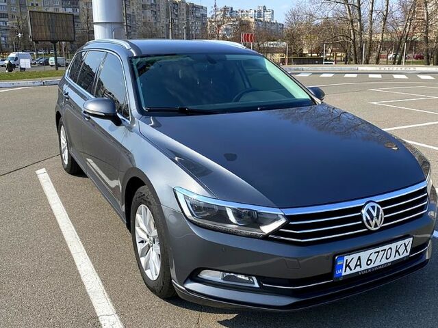 Серый Фольксваген Пассат, объемом двигателя 1.6 л и пробегом 297 тыс. км за 14190 $, фото 1 на Automoto.ua