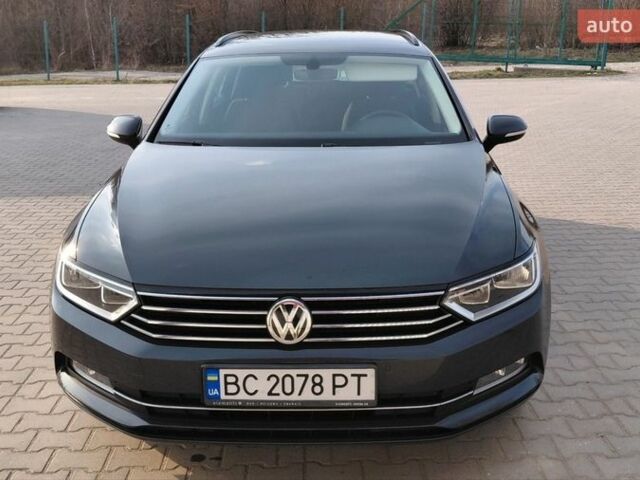 Серый Фольксваген Пассат, объемом двигателя 1.6 л и пробегом 245 тыс. км за 14800 $, фото 1 на Automoto.ua