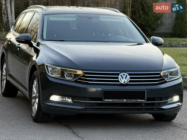 Серый Фольксваген Пассат, объемом двигателя 2 л и пробегом 228 тыс. км за 12950 $, фото 1 на Automoto.ua