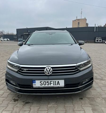 Серый Фольксваген Пассат, объемом двигателя 1.9 л и пробегом 335 тыс. км за 15900 $, фото 1 на Automoto.ua