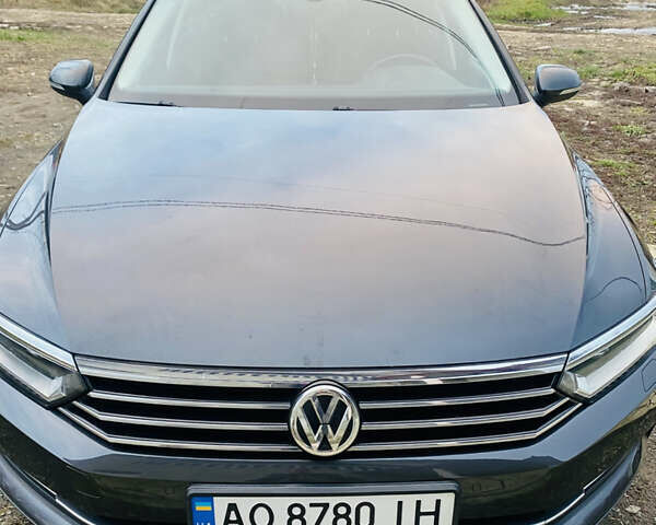 Серый Фольксваген Пассат, объемом двигателя 1.97 л и пробегом 277 тыс. км за 21000 $, фото 1 на Automoto.ua
