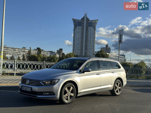 Серый Фольксваген Пассат, объемом двигателя 1.97 л и пробегом 176 тыс. км за 16800 $, фото 1 на Automoto.ua