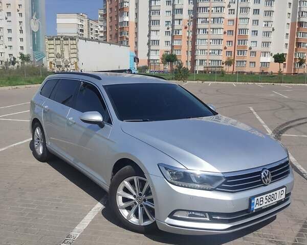 Серый Фольксваген Пассат, объемом двигателя 2 л и пробегом 320 тыс. км за 14680 $, фото 1 на Automoto.ua