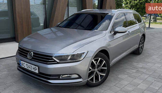 Серый Фольксваген Пассат, объемом двигателя 2 л и пробегом 220 тыс. км за 16900 $, фото 1 на Automoto.ua
