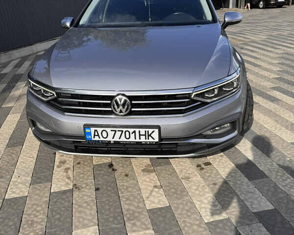 Серый Фольксваген Пассат, объемом двигателя 1.97 л и пробегом 163 тыс. км за 25300 $, фото 1 на Automoto.ua