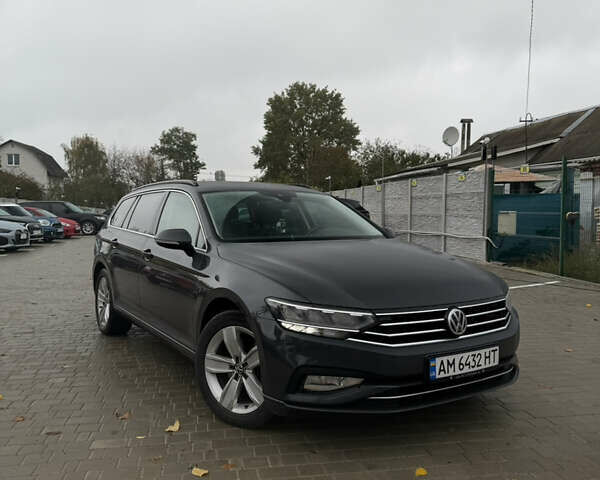 Серый Фольксваген Пассат, объемом двигателя 1.97 л и пробегом 210 тыс. км за 19800 $, фото 1 на Automoto.ua