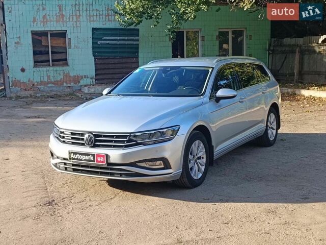 Серый Фольксваген Пассат, объемом двигателя 2 л и пробегом 282 тыс. км за 18640 $, фото 1 на Automoto.ua