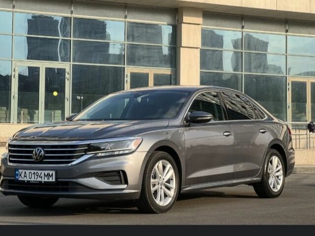 Серый Фольксваген Пассат, объемом двигателя 2 л и пробегом 120 тыс. км за 16499 $, фото 1 на Automoto.ua