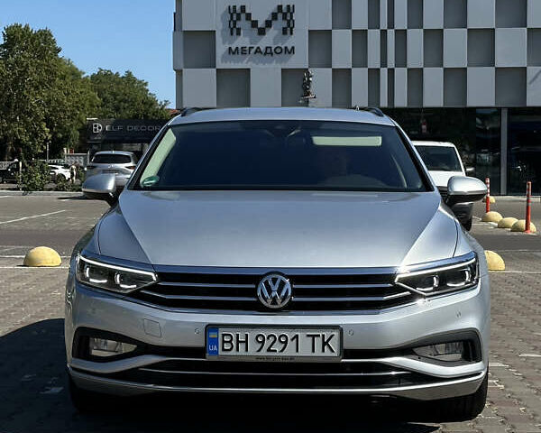 Серый Фольксваген Пассат, объемом двигателя 1.97 л и пробегом 170 тыс. км за 22200 $, фото 1 на Automoto.ua