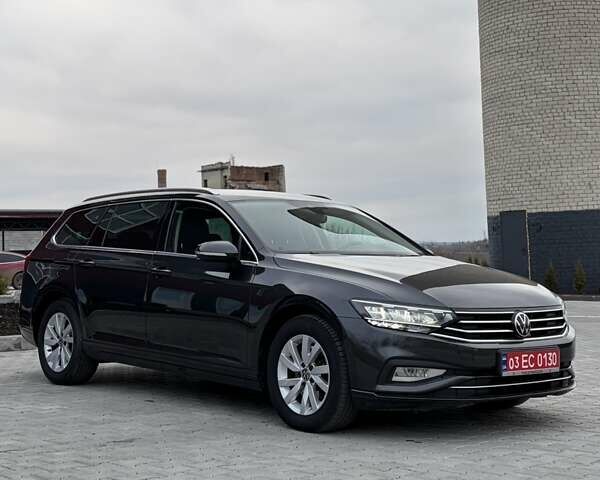 Сірий Фольксваген Пассат, об'ємом двигуна 2 л та пробігом 207 тис. км за 19799 $, фото 1 на Automoto.ua