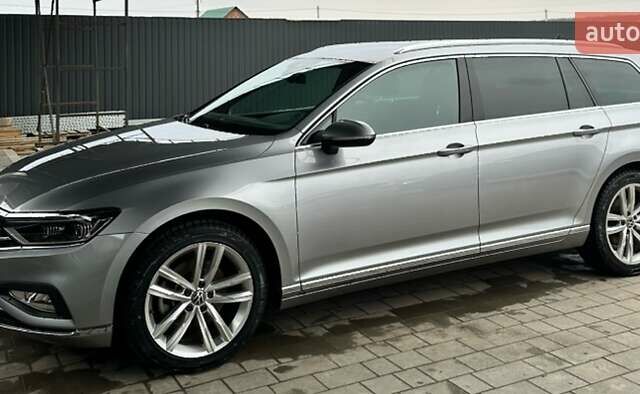 Сірий Фольксваген Пассат, об'ємом двигуна 2 л та пробігом 248 тис. км за 23900 $, фото 1 на Automoto.ua