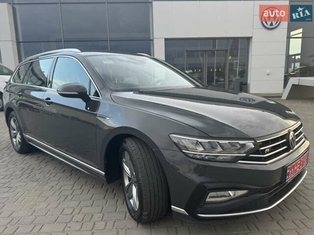 Серый Фольксваген Пассат, объемом двигателя 2 л и пробегом 208 тыс. км за 22700 $, фото 1 на Automoto.ua
