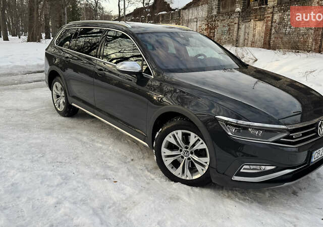 Серый Фольксваген Пассат, объемом двигателя 1.97 л и пробегом 191 тыс. км за 31200 $, фото 1 на Automoto.ua