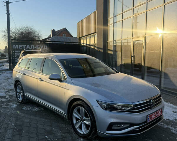 Сірий Фольксваген Пассат, об'ємом двигуна 2 л та пробігом 186 тис. км за 23000 $, фото 1 на Automoto.ua