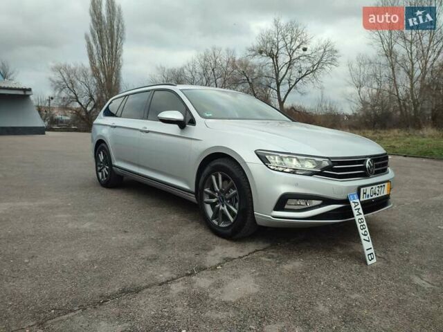 Серый Фольксваген Пассат, объемом двигателя 1.97 л и пробегом 216 тыс. км за 20000 $, фото 1 на Automoto.ua