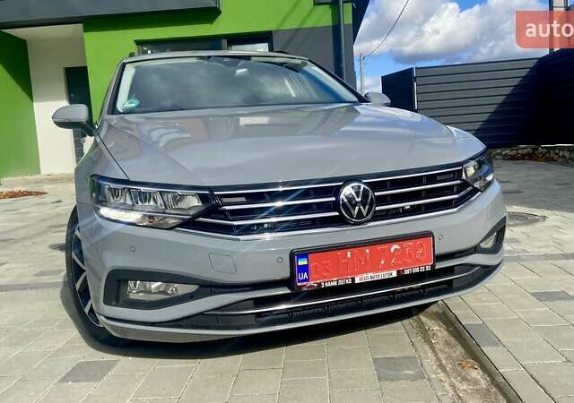 Серый Фольксваген Пассат, объемом двигателя 1.97 л и пробегом 182 тыс. км за 25999 $, фото 1 на Automoto.ua