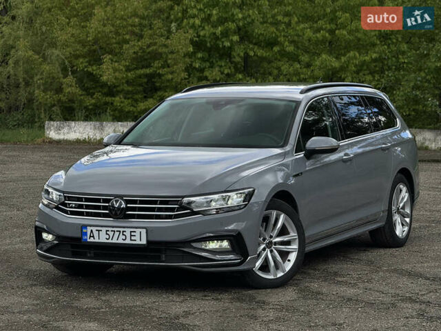 Серый Фольксваген Пассат, объемом двигателя 1.97 л и пробегом 30 тыс. км за 32999 $, фото 1 на Automoto.ua