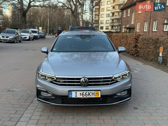 Серый Фольксваген Пассат, объемом двигателя 1.97 л и пробегом 172 тыс. км за 26450 $, фото 1 на Automoto.ua