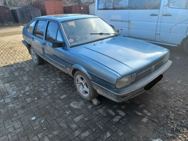 Синій Фольксваген Пассат, об'ємом двигуна 0 л та пробігом 150 тис. км за 1141 $, фото 1 на Automoto.ua