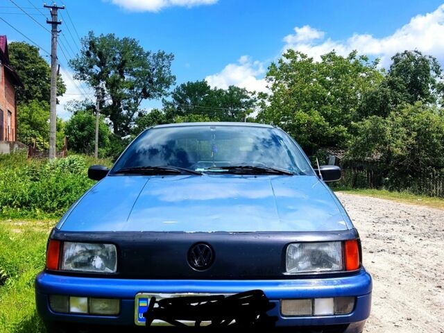 Синий Фольксваген Пассат, объемом двигателя 0 л и пробегом 250 тыс. км за 1900 $, фото 1 на Automoto.ua