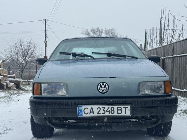 Синій Фольксваген Пассат, об'ємом двигуна 1.6 л та пробігом 545 тис. км за 1200 $, фото 1 на Automoto.ua