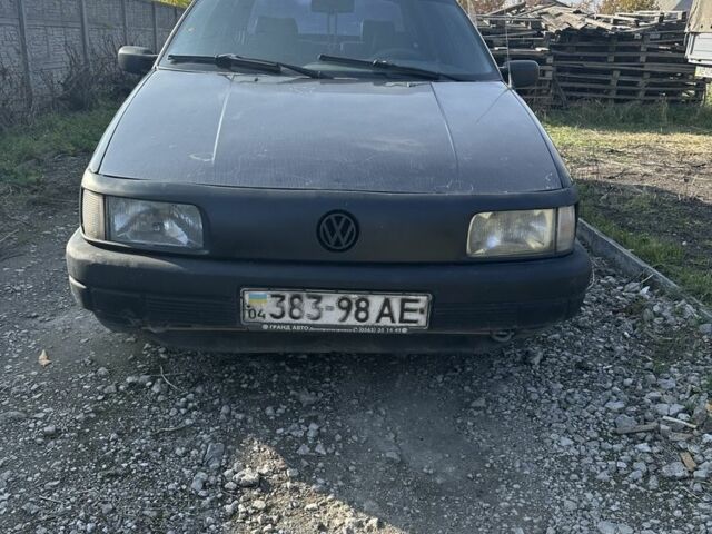 Синий Фольксваген Пассат, объемом двигателя 1.8 л и пробегом 290 тыс. км за 1200 $, фото 1 на Automoto.ua