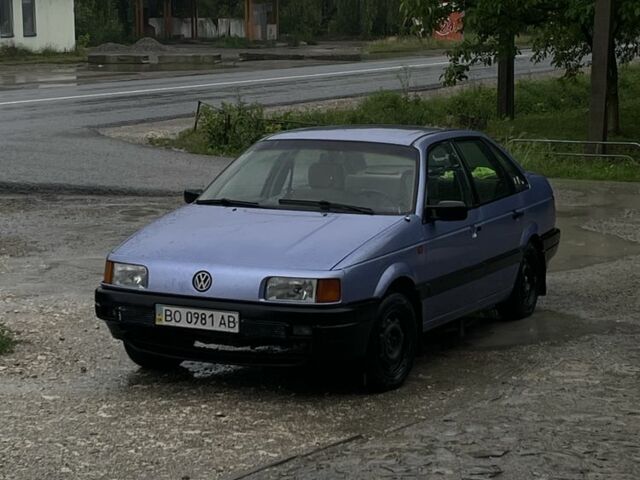 Синий Фольксваген Пассат, объемом двигателя 1.8 л и пробегом 510 тыс. км за 1000 $, фото 1 на Automoto.ua