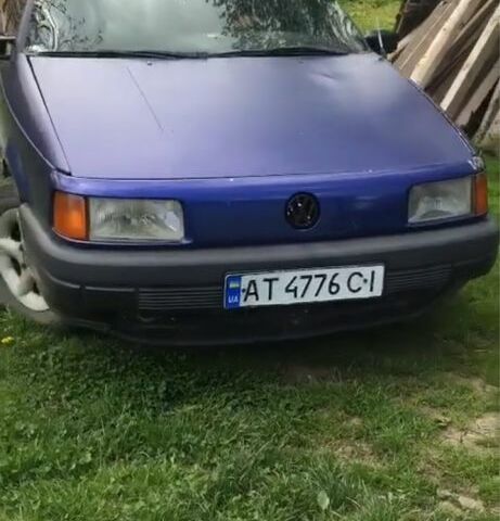 Синий Фольксваген Пассат, объемом двигателя 1.8 л и пробегом 355 тыс. км за 1296 $, фото 1 на Automoto.ua